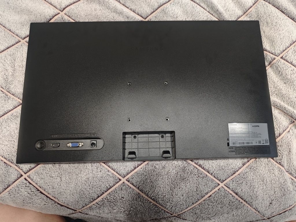 Монитор samsung S24F350FZI