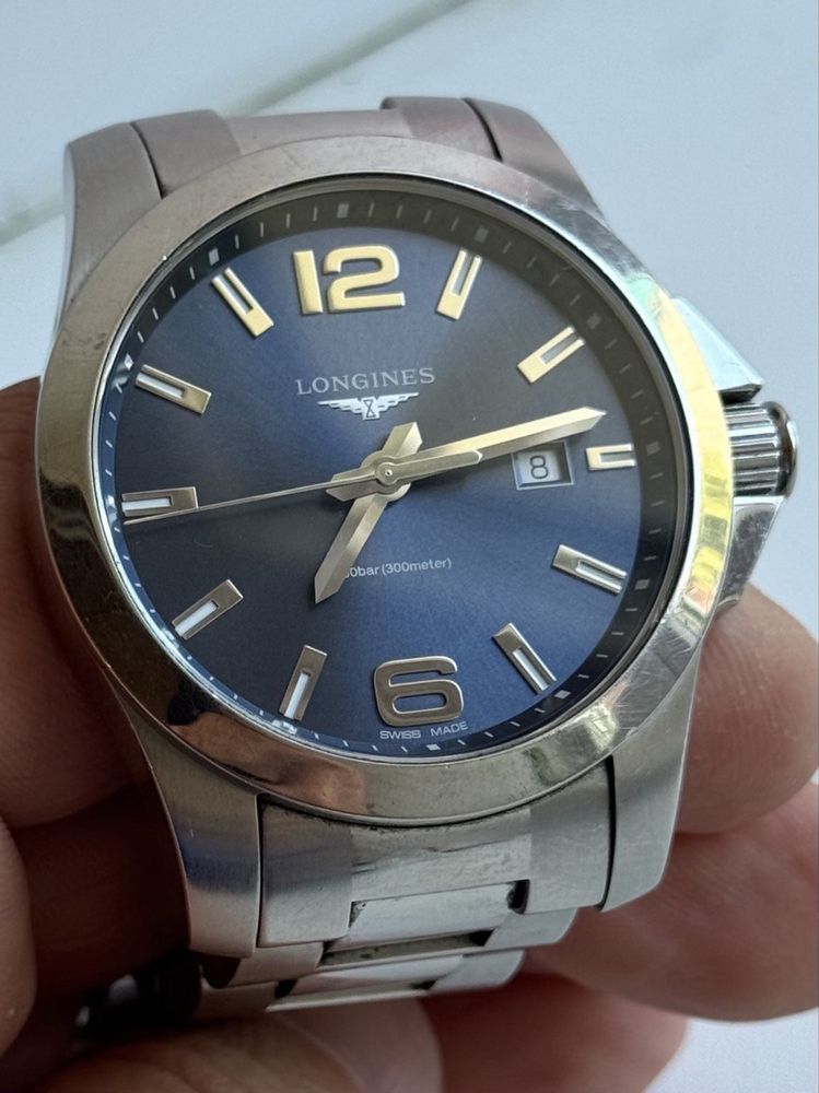 Часы Longines Conquest Quartz