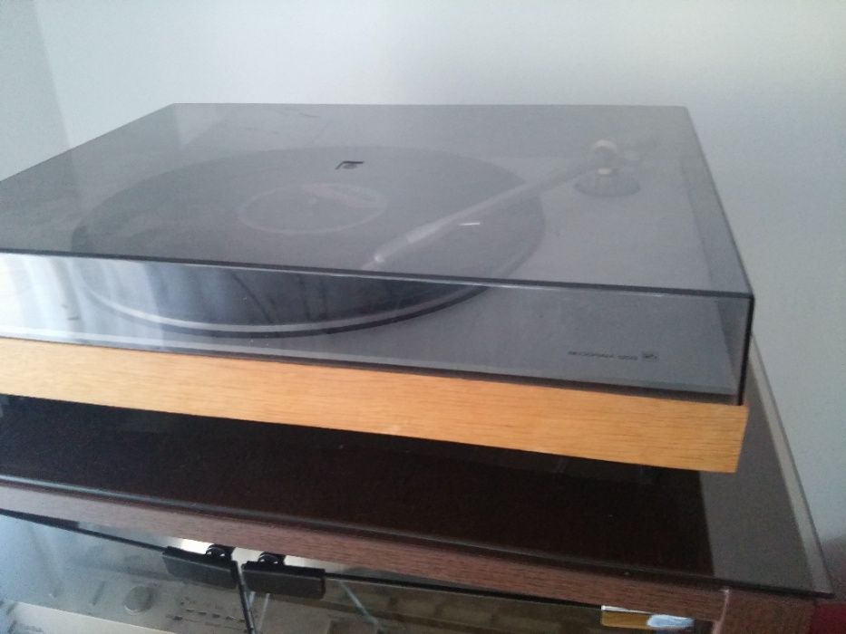 Pick up Bang Olufsen 1203