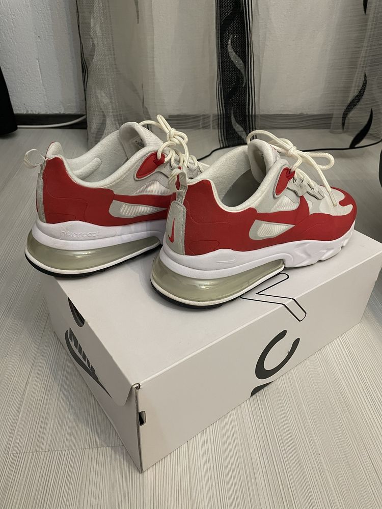 Nike Air Max 270 React