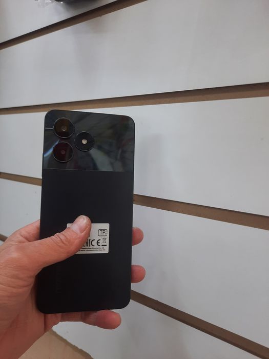 Продам Реалми с51