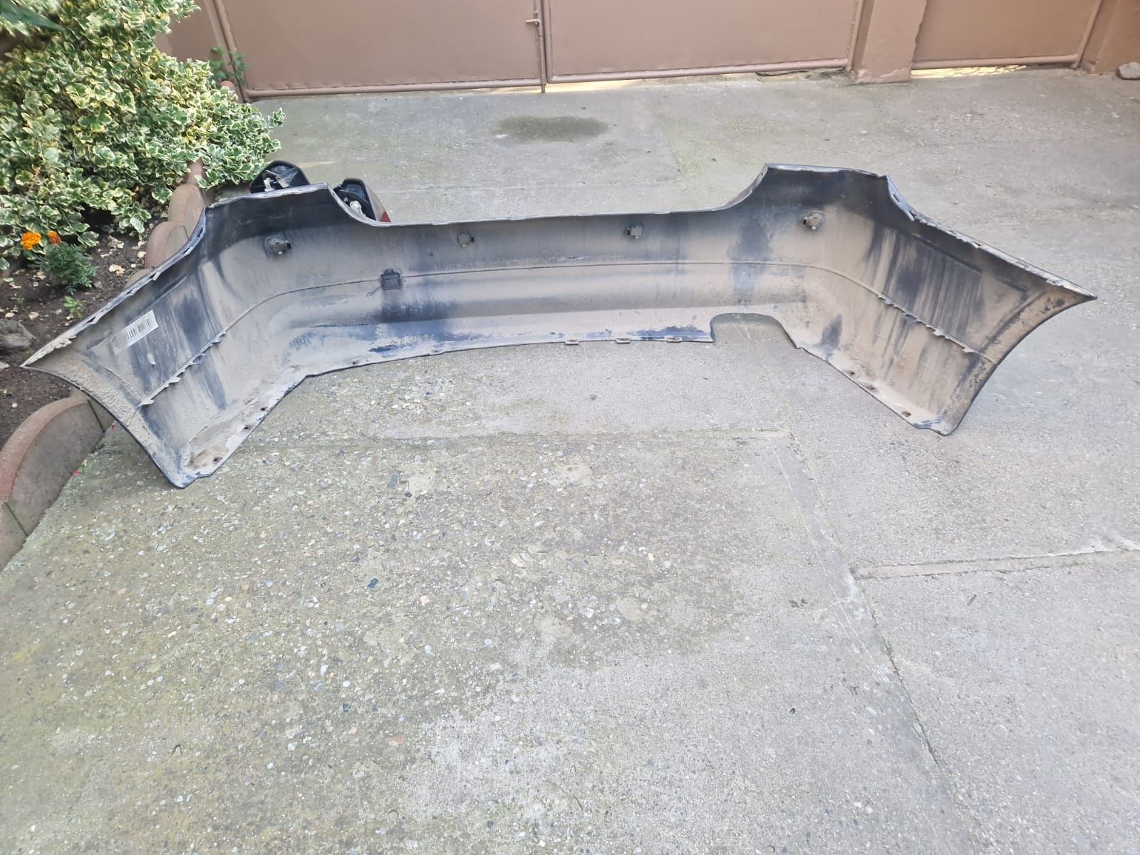 Bara spate,stop-uri BMW Seria 3 E90 cu senzori 2005-2011 completa