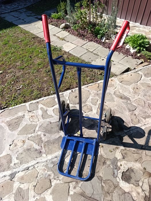 Carut transport pentru urcat scari