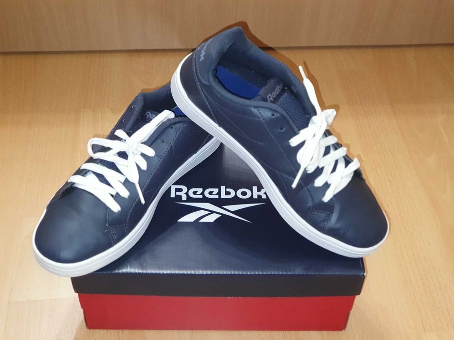 Adidasi originali Reebok marime 40 ideali pentru blugi