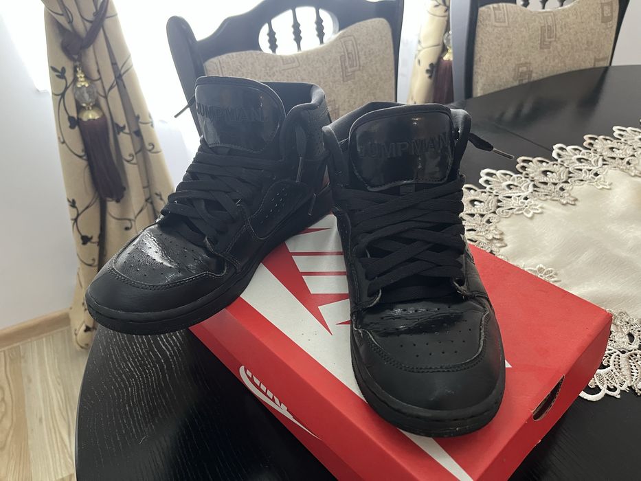 Jordan jumpman putini folositi