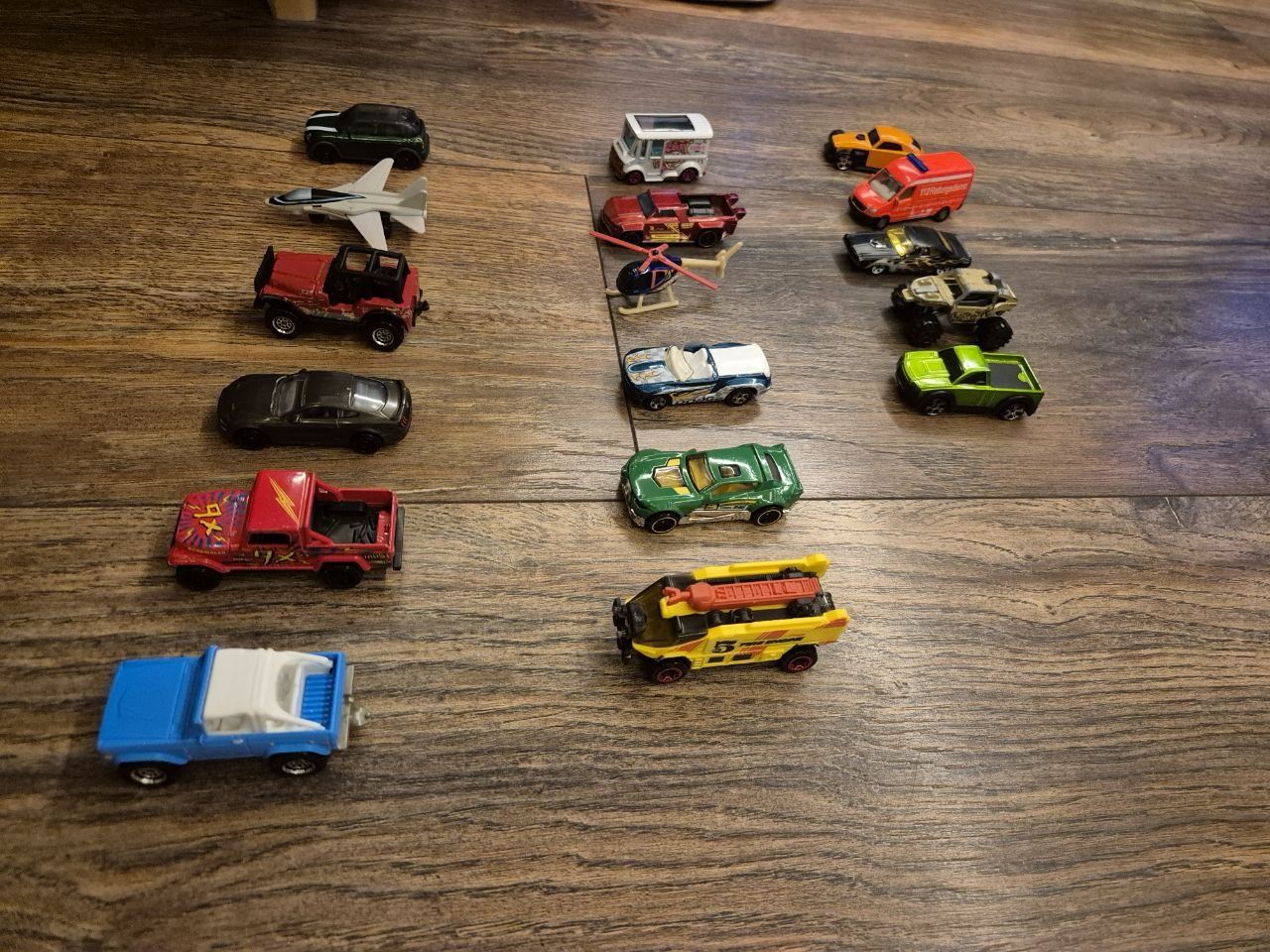 Метални колички, Matchbox, Hotwheels