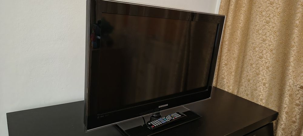 TV Samsung seria  5( CA NOU)