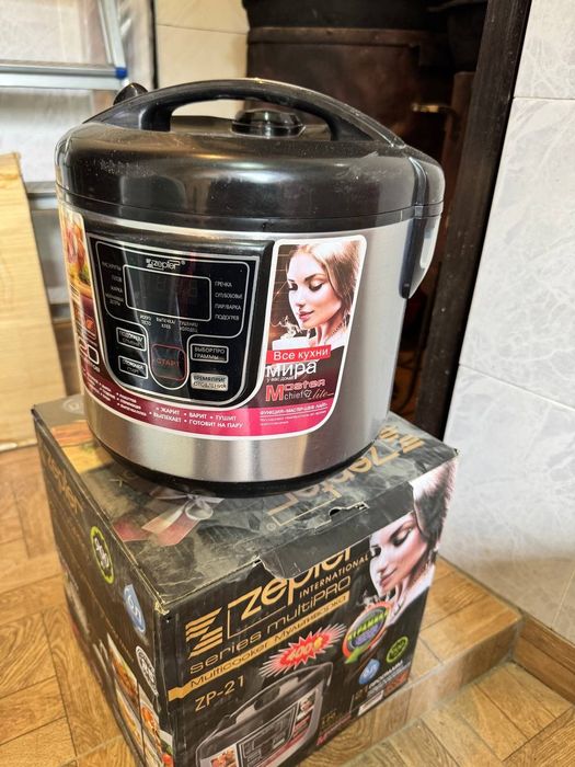 Мультиварка хорошего состояния