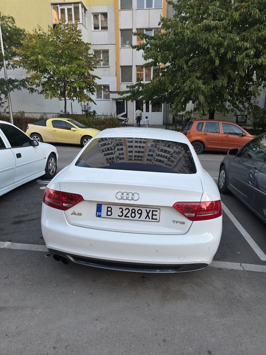 Ауди а5.          .