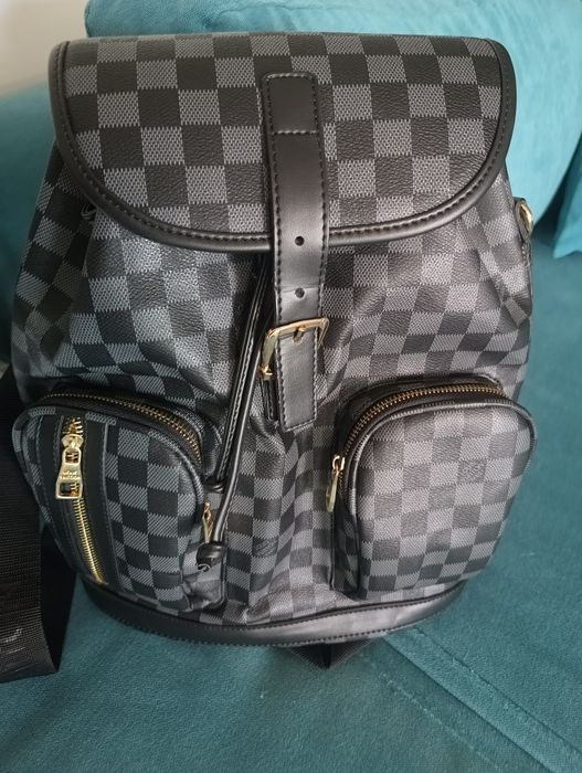 Дамска раница имитация