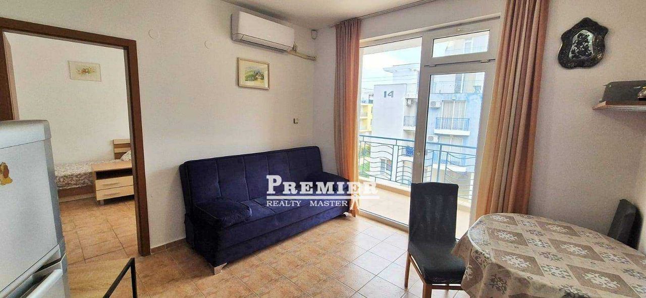 Продава се Тристаен апартамент в к.к. Слънчев бряг - 60 кв.м за 1067 €/кв.м - Снимка #5