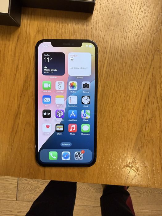 iPhone 12 Pro , като нов. Купуван от Виваком.