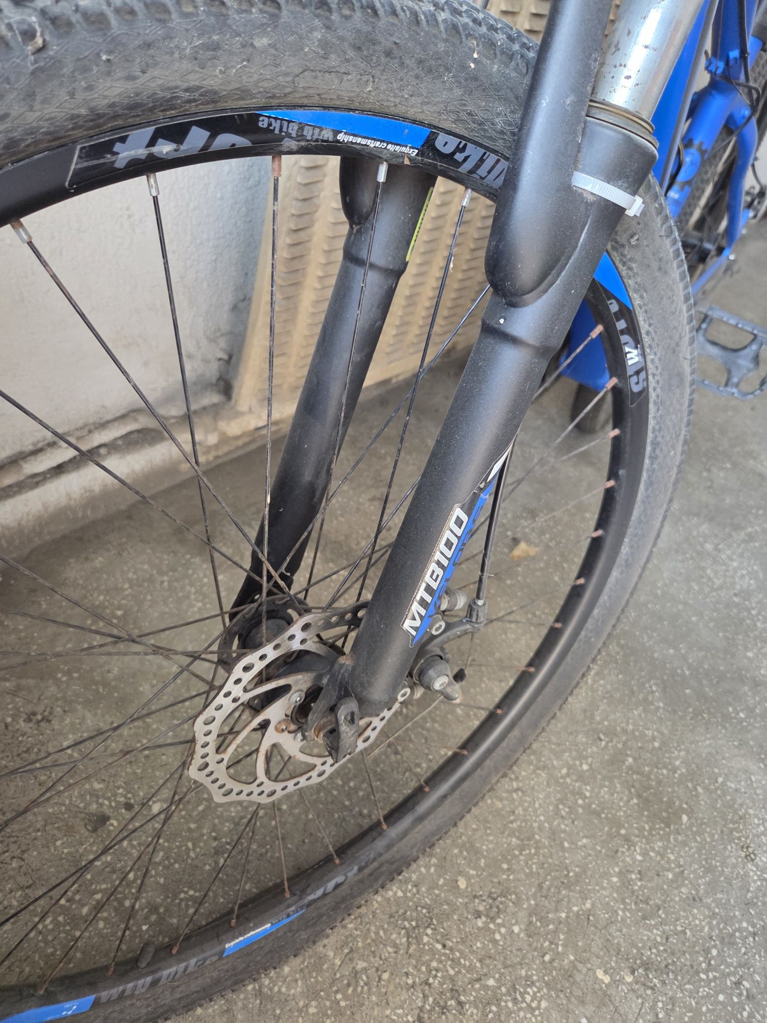 Bicicleta VELORS albastra