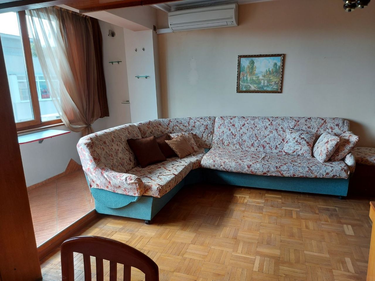 Продава се Тристаен апартамент в Варна, Център - 87 кв.м за 2874 €/кв.м - Снимка #4