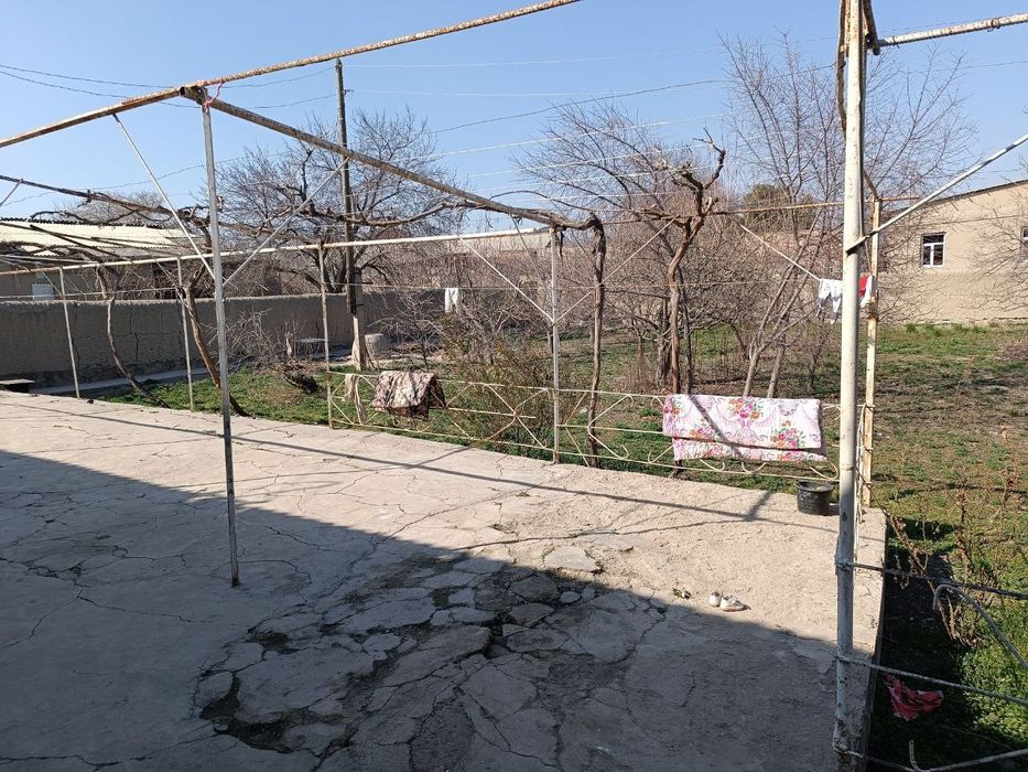 Arg‘unda 6.5 sotix hovli sotiladi