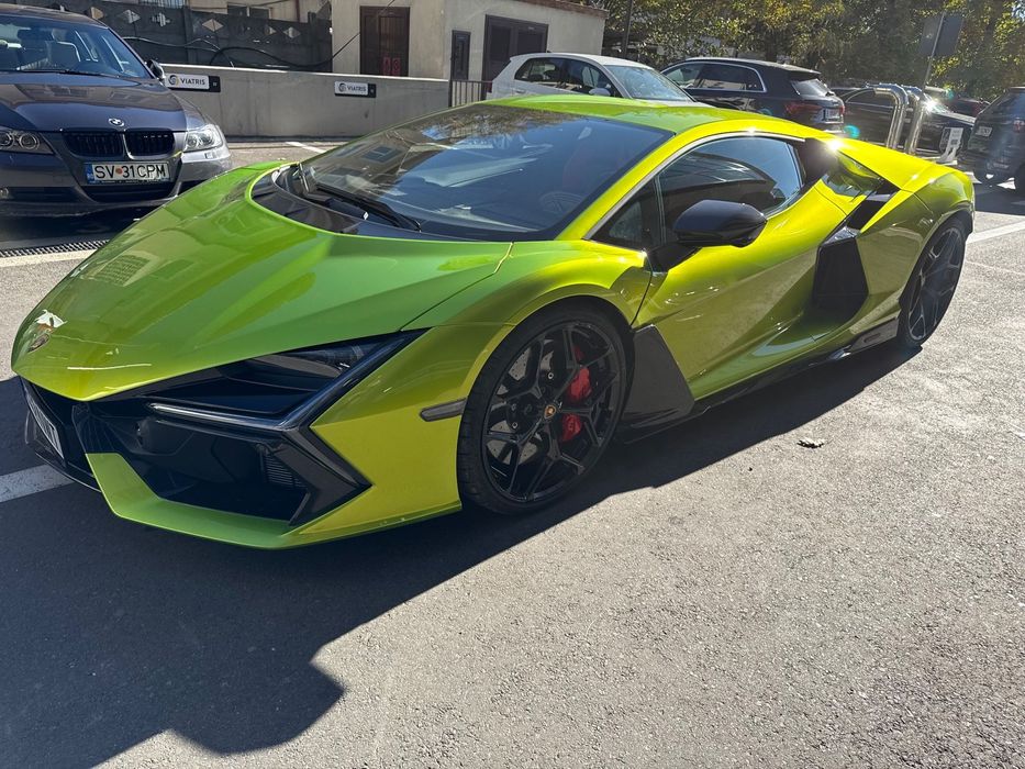 Lamborghini Revuelto Lamborghini Revuelto Full Carbon