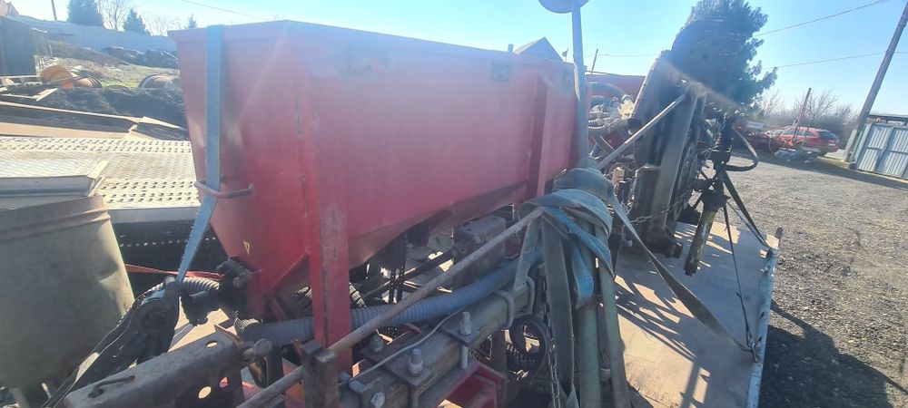 Cutii fertilizare semanatoare prasitoare porumb