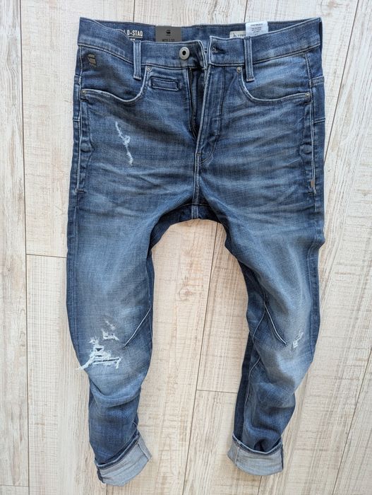 G-Star Raw 
W31L32
Цена: 165 лв.
Състав: Памук с еластан 
Размери: Тал