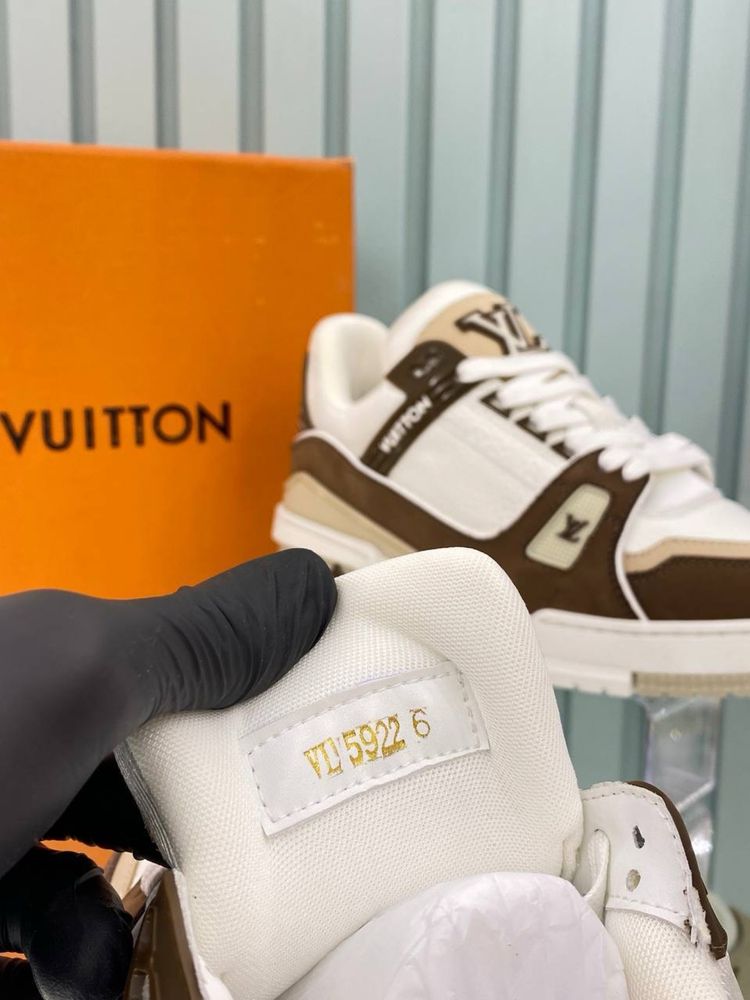 Adidasi Louis Vuitton piele naturala