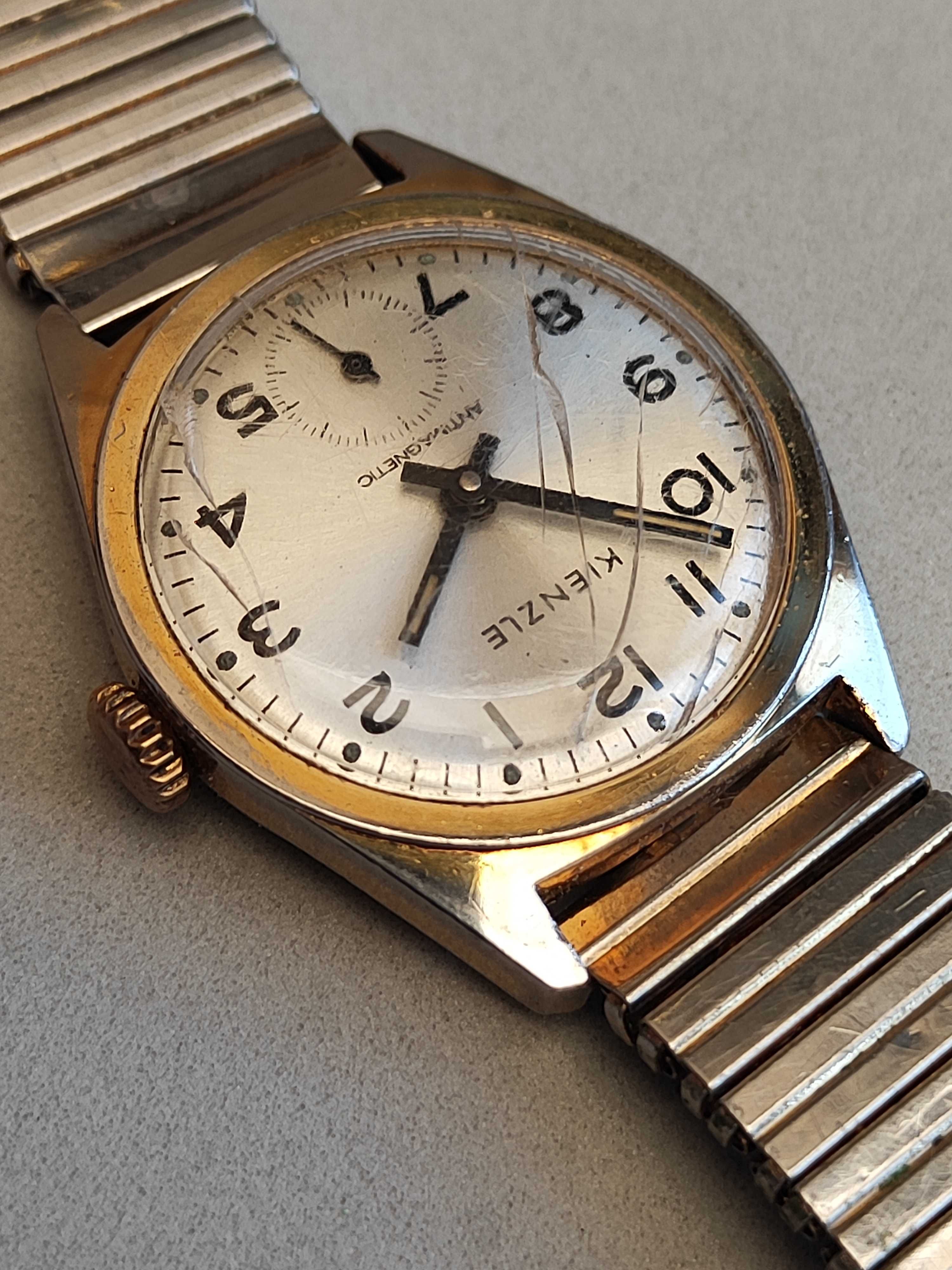 Ретро часовник Kienzle – работещ, Made in Germany, антимагнитен