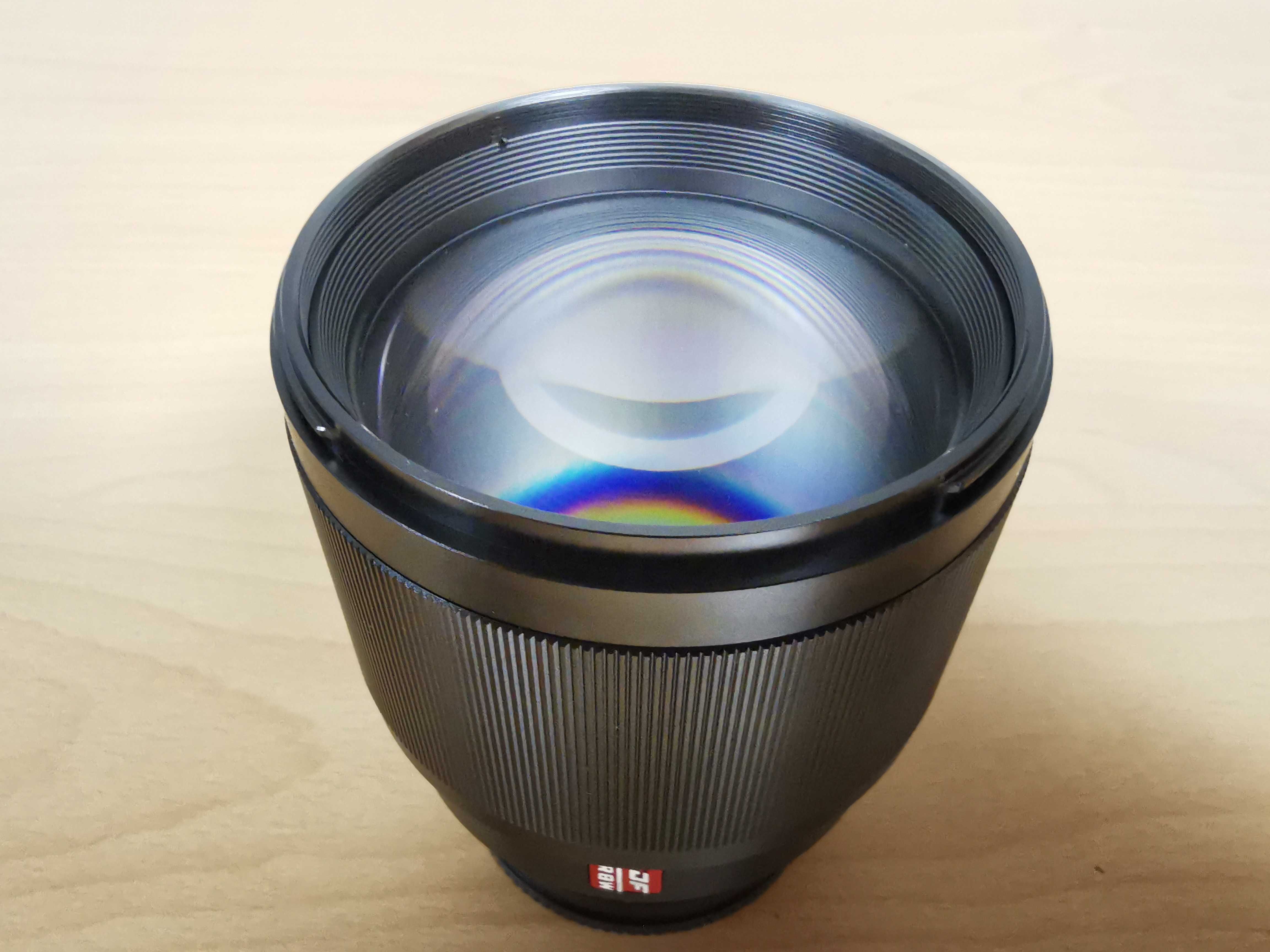 Като нов Viltrox AF 85/1.8 II FE обектив за Sony E-Mount фотоапарати