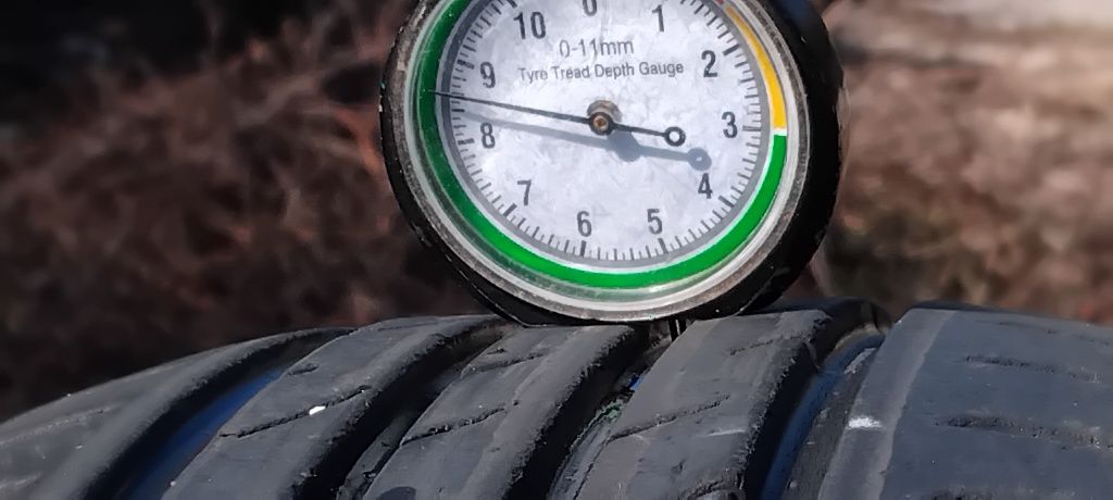Гуми 185 60 15 Нексен Nexen 2 броя. Нов внос. Не са нови.