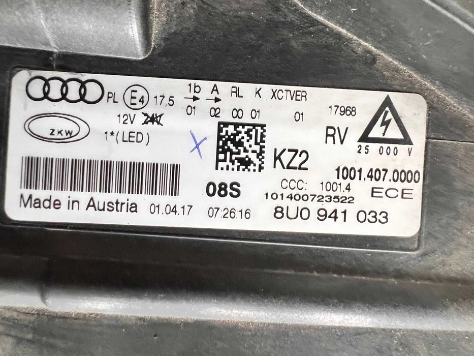 Far stanga/dreapta Full Led Audi Q3 8U 8U0941033/8U0941034