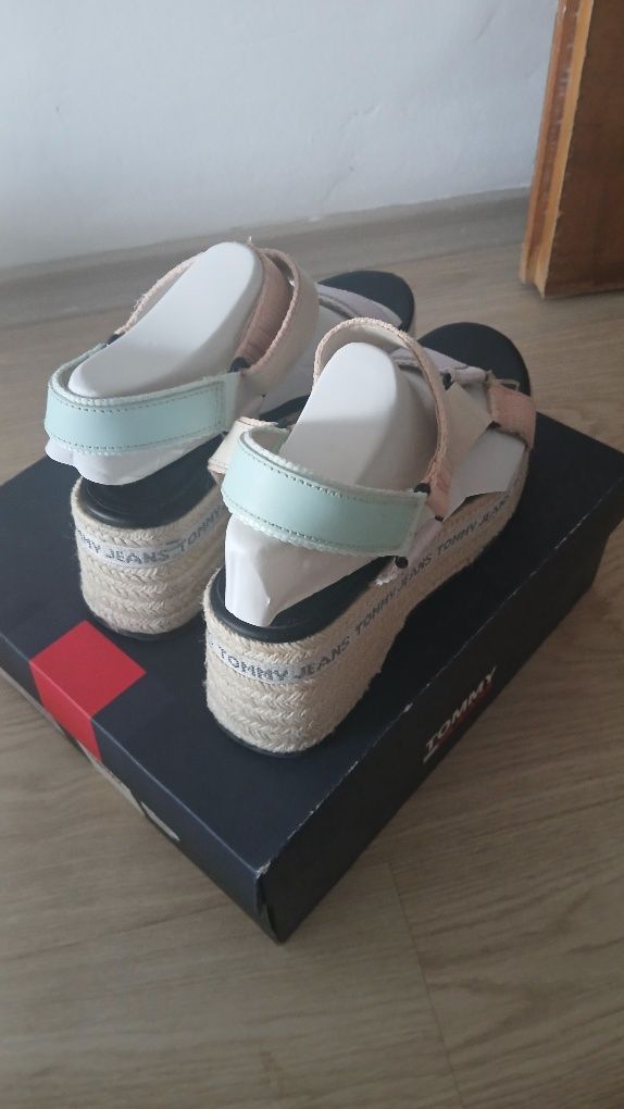 Дамски сандали Tommy Hilfiger