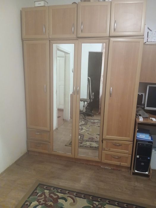 Спальный гарнитур