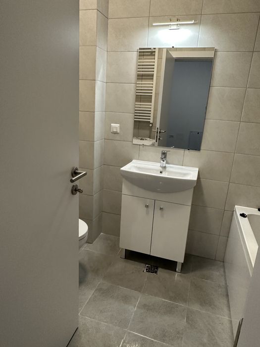 Garsoniera de inchiriat decomandata