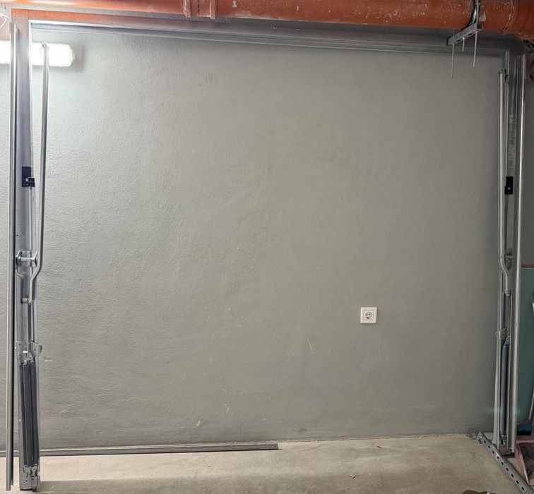 Novoferm крилата гаражна врата 225ш х 200в