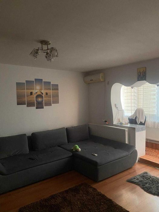 Vând apartament 2 camere Craiovita Noua