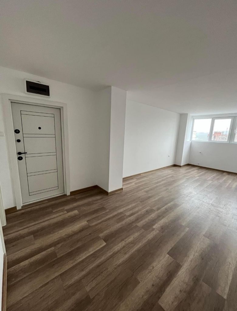 Продава се Тристаен апартамент в Перник, Твърди ливади - 78 кв.м за 1411 €/кв.м - Снимка #7