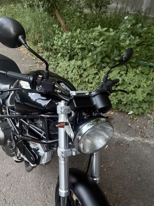 Ducati monster 600