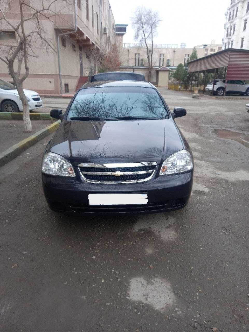 Lacetti 1.8L Автомобиль 2012год идеал холатда