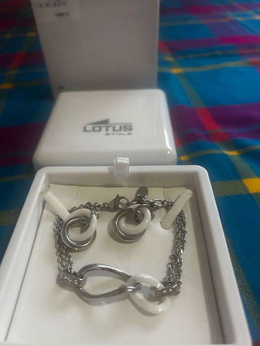 Lotus style - обеци и гривна стомана