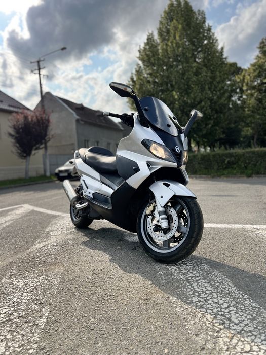 Gilera Nexus 500