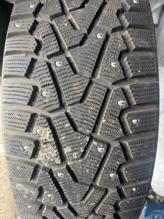 Шины б/у в отличном состоянии