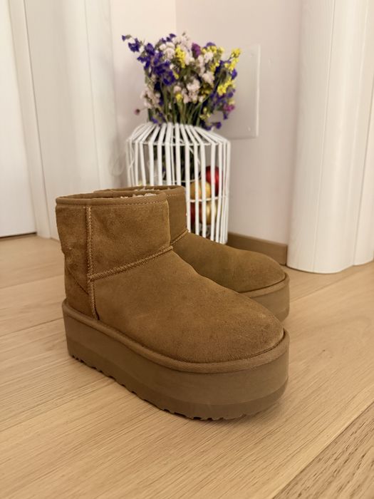 UGG clasic mini platform nr 36
