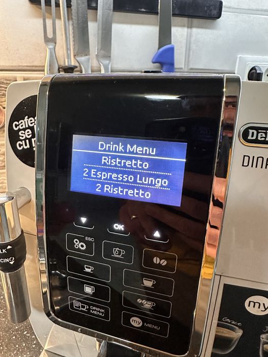 Espresor Delonghi Dinamica - proaspat servisat