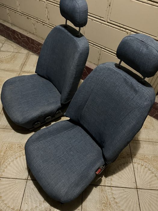 Сиденья Ниссан примера