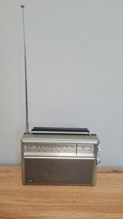 Радио ITT TINY 200