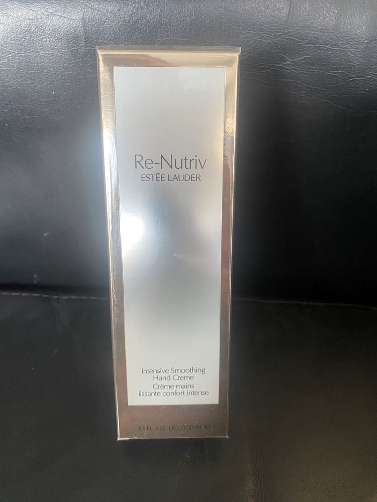 ESTEE LAUDER RE-NUTRIV intensive smoothing hand cream