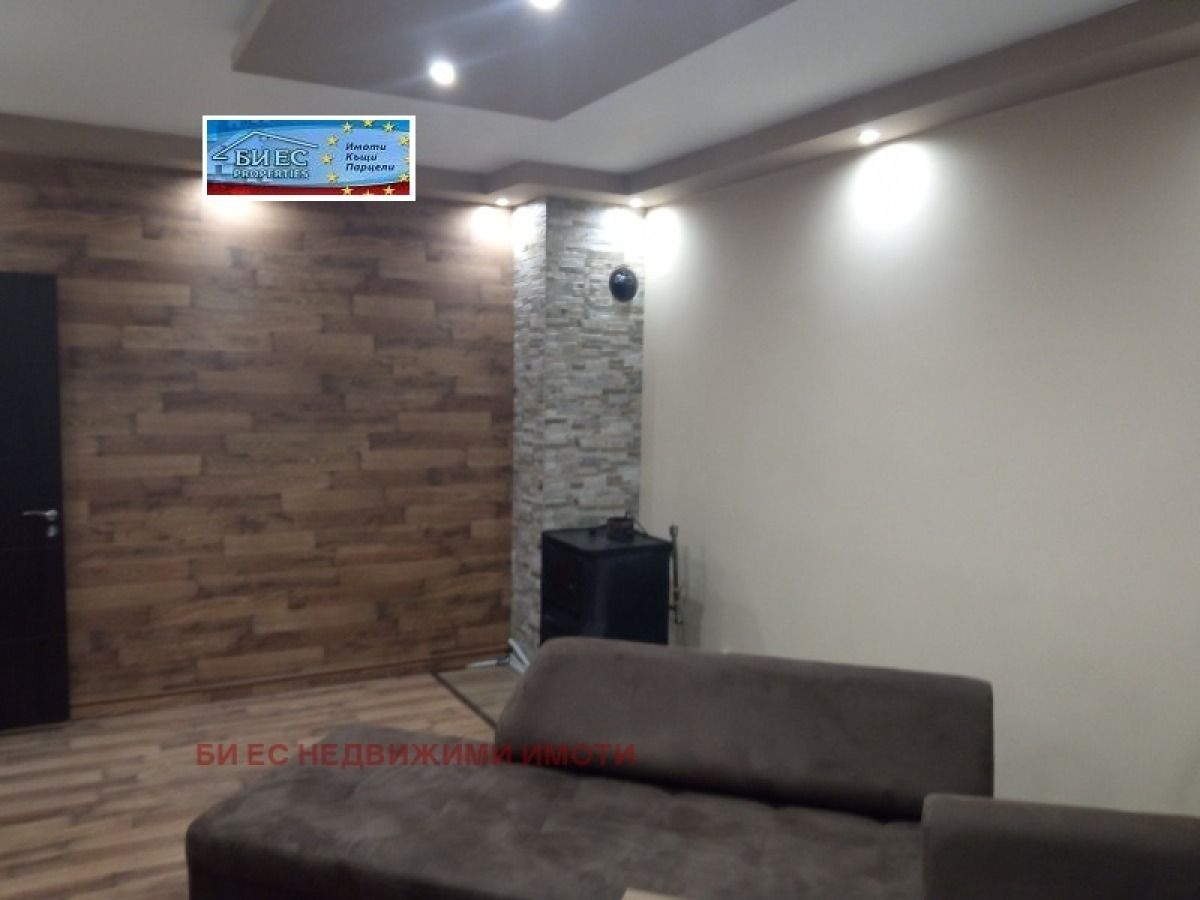 Продажба 2-стаен гр. Етрополе 68m²