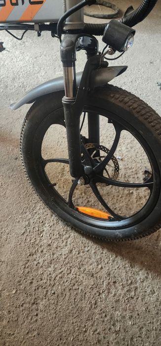 Bicicletă electrică