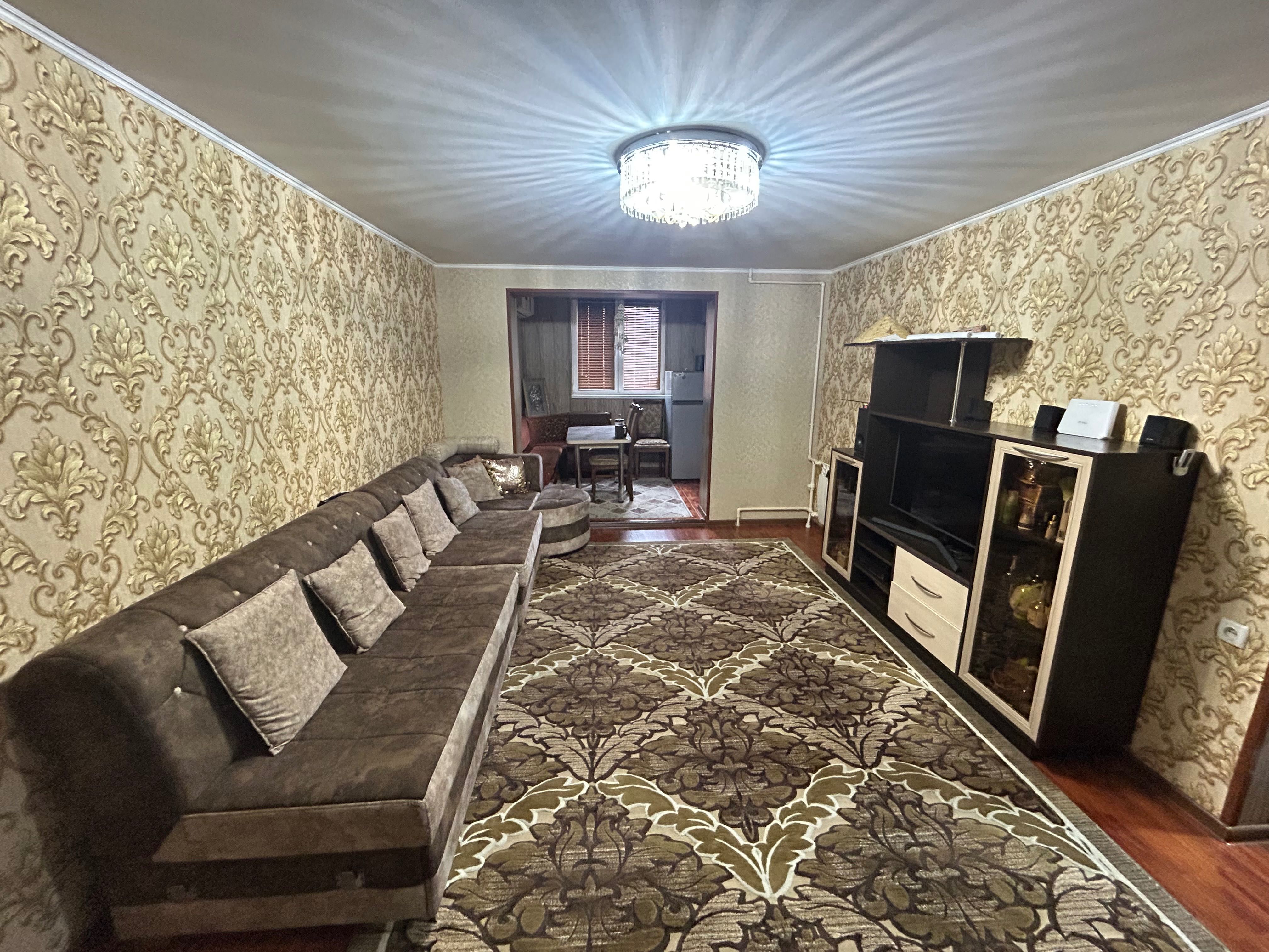 Квартира 3 комнатная