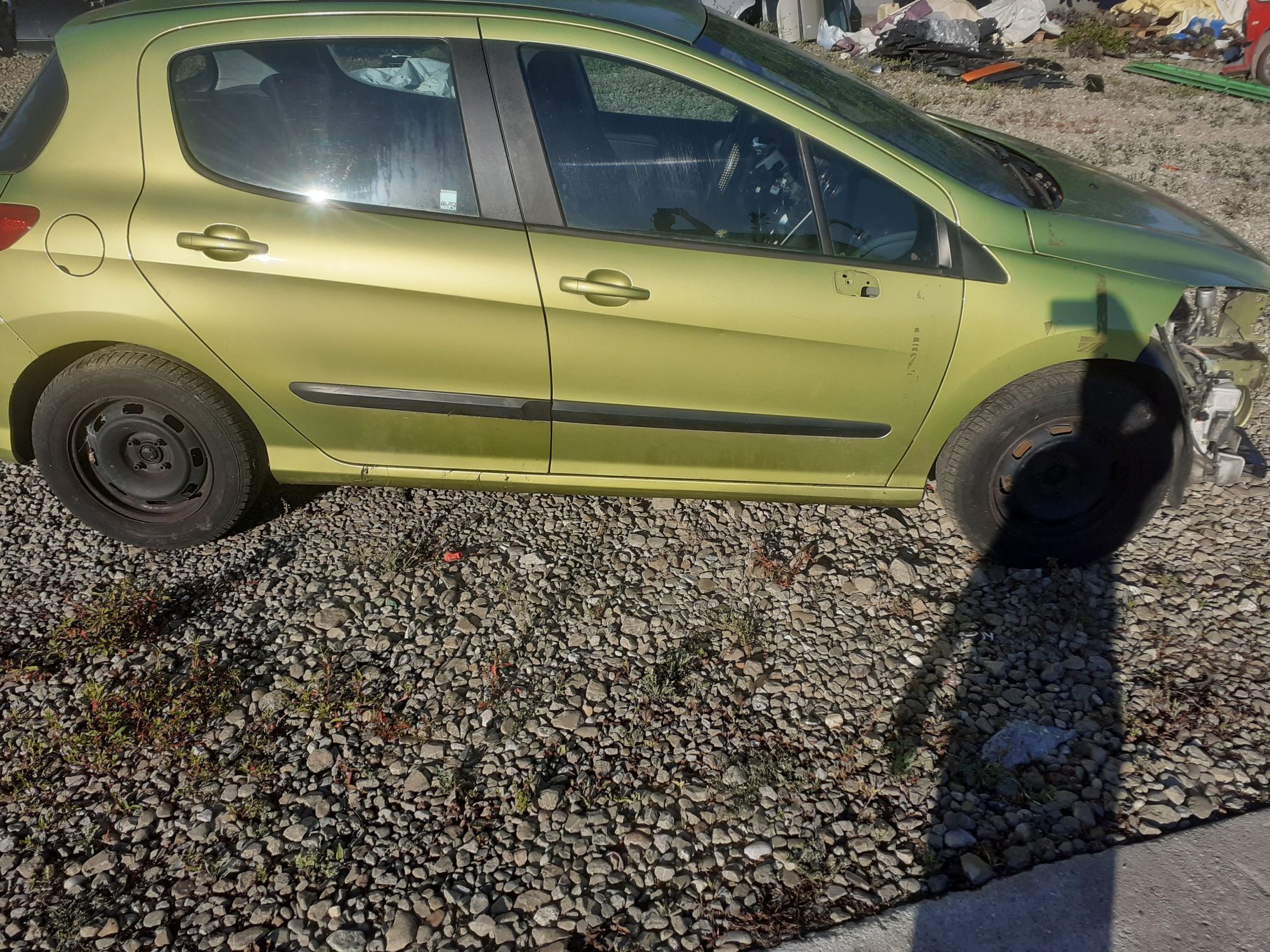 Polita Portbagaj Peugeot 308 2008 Hatchback