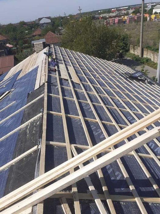Montaj tigla ceramica, montaj tigla metalica, reparatii acoperis