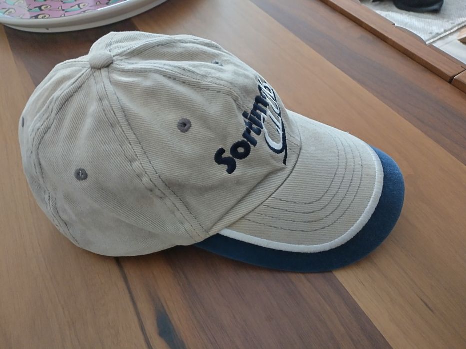 бейзболна шапка от Холандия