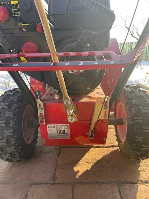 Freza de zapada pe benzina MTD M61